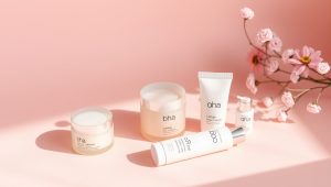 Best AHA BHA Cleanser: Exfoliate, Unclog Pores & Refresh Skin