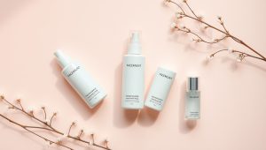 Best Face Mist Sprays: Hydration and Refreshment Throughout the Day