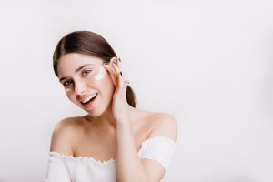 Niacinamide vs Vitamin C: Which and When to Use