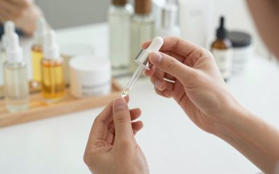 Best Face Oil for Sensitive, Reactive Skin: Choosing Oils That Won’t Trigger a Reaction