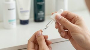 Best Serum for Puffy Eyes: What Depuffing Formulas Can Actually Do