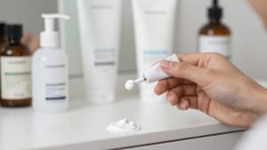 Niacinamide vs azelaic acid which to use in 2026